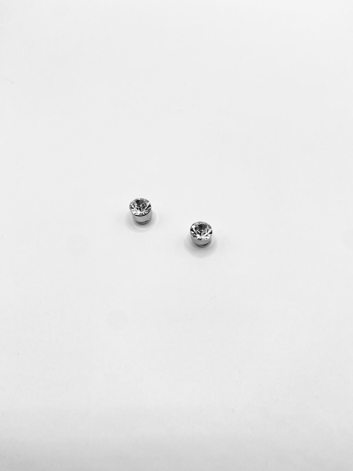 Arete Imantado con Piedra